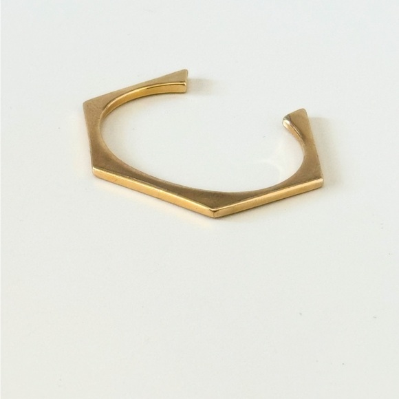 Half United Fighting Hunger Hex Cuff Bracelet - Picture 1 of 2
